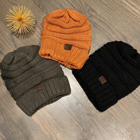 Lot of 3 CC Classic Slouchy Knit Adult Beanies - Picture 1 of 5